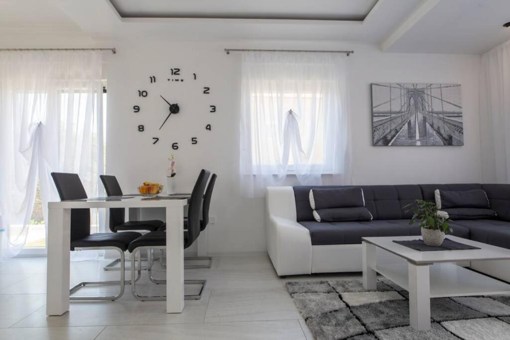 Holiday House Gavran Vodice Zewnętrze zdjęcie