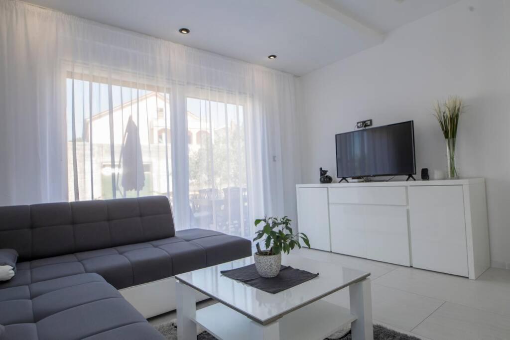 Holiday House Gavran Vodice Zewnętrze zdjęcie